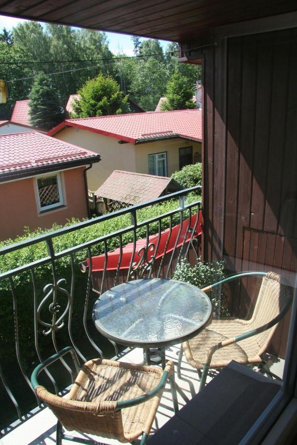 Domek W Poddabiu Blisko Plazy I Lasu Poddabie Exterior photo